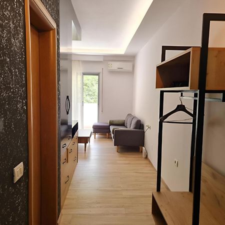 Teo'S Deluxe Studios Vlorë Exterior foto