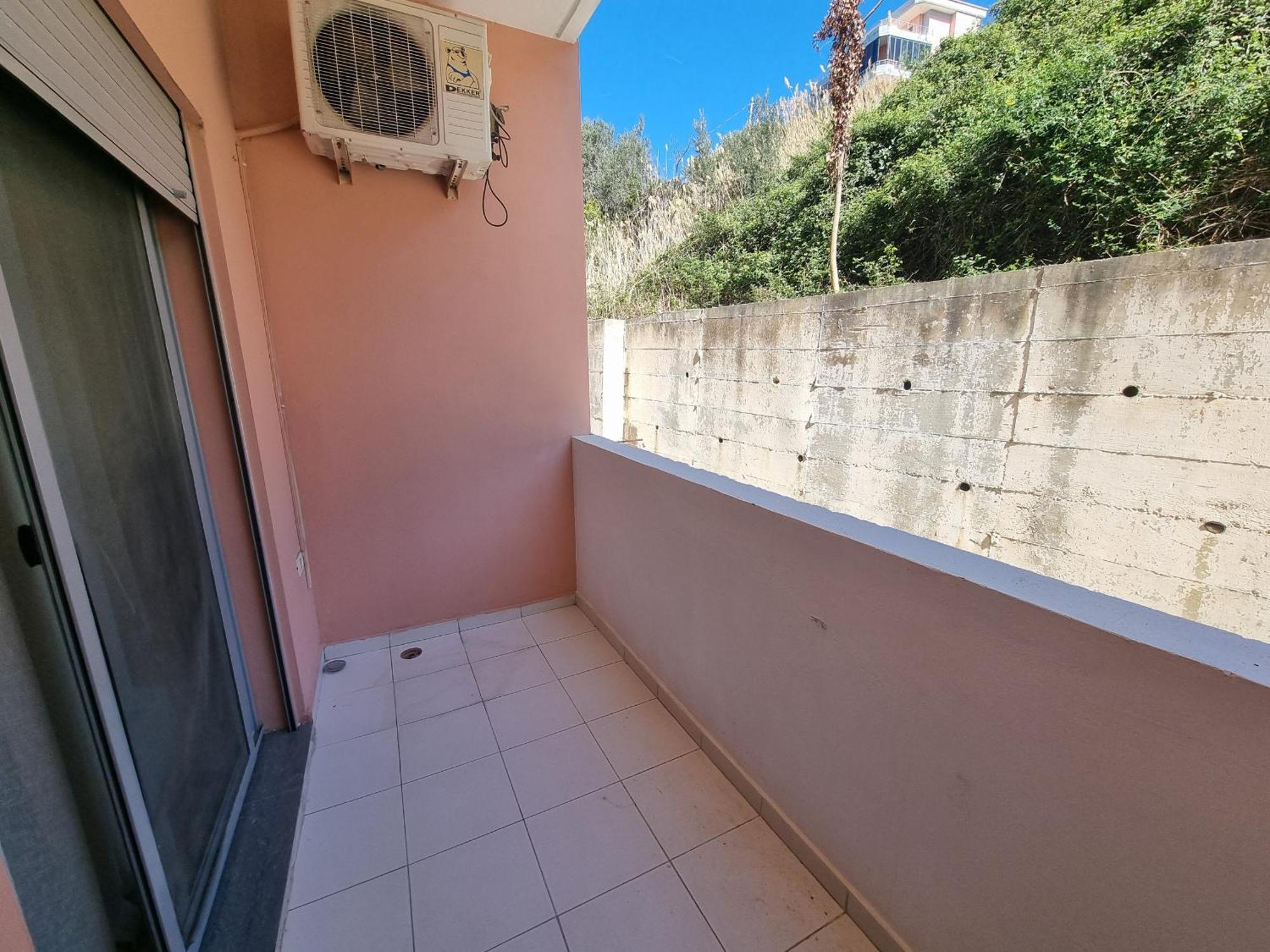 Teo'S Deluxe Studios Vlorë Exterior foto